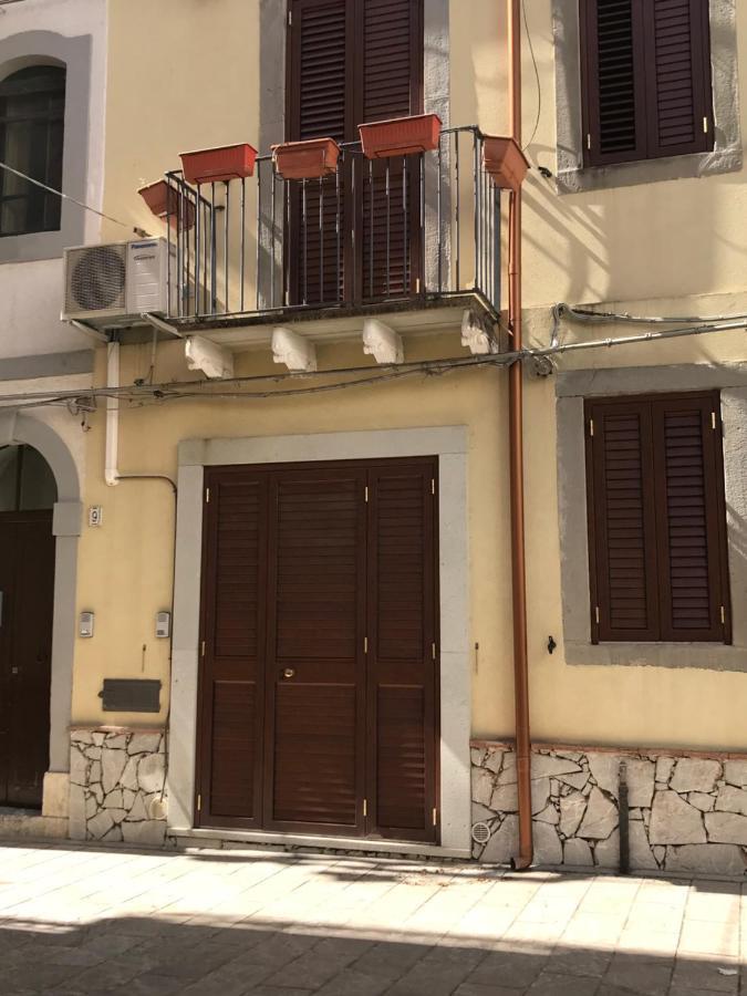 Largo Cannizzaro Apartments Mazzeo Zewnętrze zdjęcie