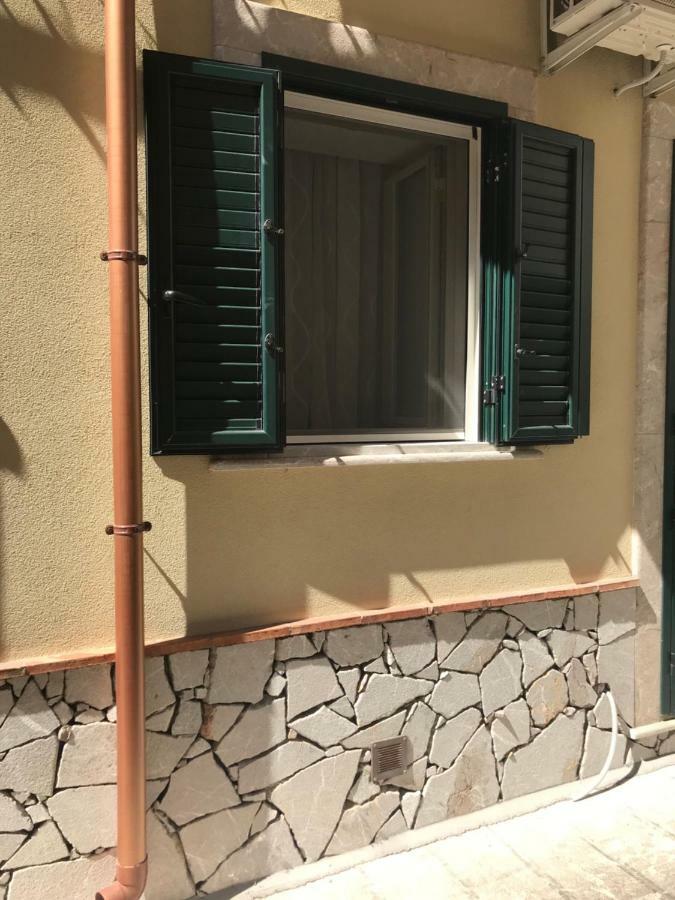 Largo Cannizzaro Apartments Mazzeo Zewnętrze zdjęcie